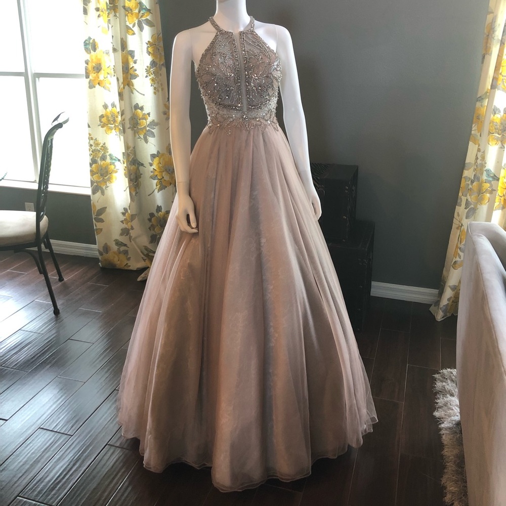 Camille La Vie Gown Size 0